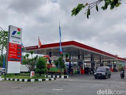 Pertamina Sebut Pembatasan Beli BBM di SPBU Malang untuk Penghematan Stok