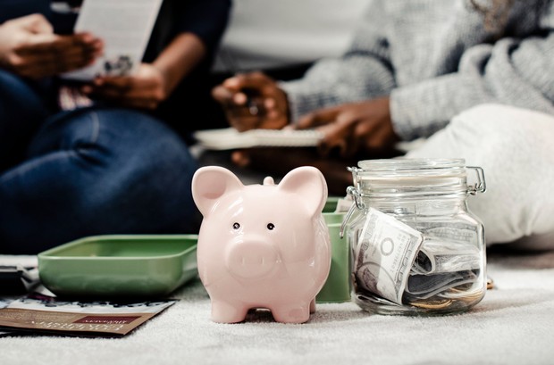 The high cost of living makes it difficult for millennials to have savings.