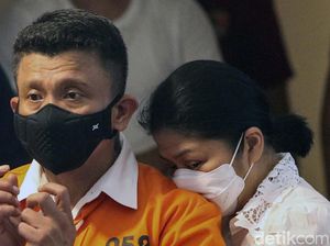 Perbedaan di Sidang Sambo dan Putri Bikin Jaksa Takjub hingga Tercengang Perbedaan di Sidang Sambo dan Putri Bikin Jaksa Takjub hingga Tercengang