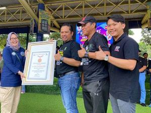 Peduli Usaha Kecil, Wali Kota Tangerang Dinobatkan Jadi Bapak UMKM