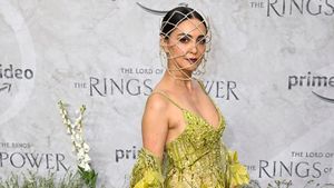 Anggunnya Nazanin Boniadi, Aktris Inggris-Iran Bintang The Rings of Power