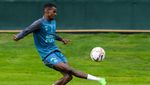Foto: Alexander Isak, Pemain Baru Newcastle yang Diklaim Tolak MU