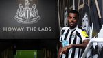 Foto: Alexander Isak, Pemain Baru Newcastle yang Diklaim Tolak MU