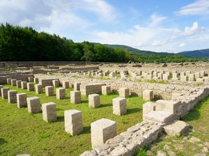 Sungai Kekeringan, Desa Hantu Zaman Romawi Muncul ke Permukaan Sungai Kekeringan, Desa Hantu Zaman Romawi Muncul ke Permukaan