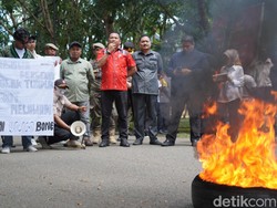 Pemilik SPBU dan DPRD Bone Ikut Tolak Rencana Kenaikan Harga BBM