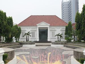 Cara ke Galeri Nasional Naik KRL dan MRT