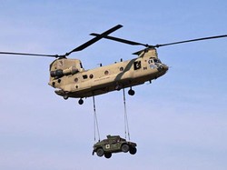 AS Kandangkan Helikopter Chinook Buatan Boeing Usai Kebakaran Mesin