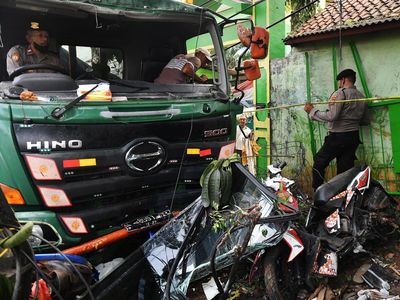 Ini Truk yang Tabrak BTS dan Tewaskan 10 Orang di Bekasi