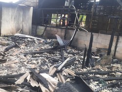 Kebakaran di Sambirejo Semarang, Rumah-Kandang Ayam Hangus