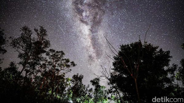 Menikmati Lanskap Milky Way di Perbatasan RI-Timor Leste, Nih Fotonya