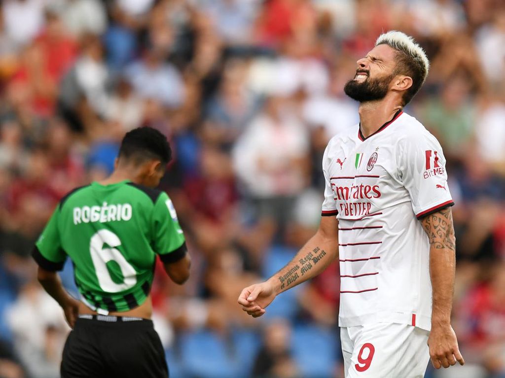 Ditahan Sassuolo, Milan Minim Kreasi di Lini Serang Ditahan Sassuolo, Milan Minim Kreasi di Lini Serang