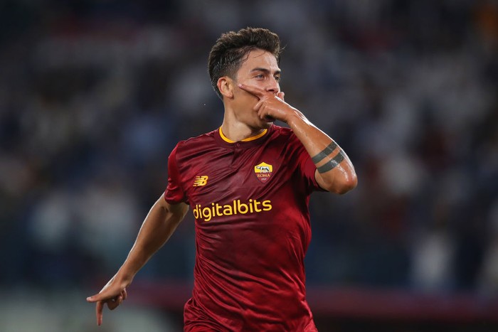 ROME, ITALY - AUGUST 30: Paulo Dybala of AC Monza celebrates after scoring their team's first goal during the Serie A match between AS Roma and AC Monza at Stadio Olimpico on August 30, 2022 in Rome, Italy. (Photo by Paolo Bruno/Getty Images)