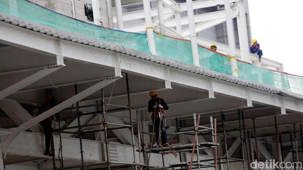 Terkini! Progres Revitalisasi Halte TransJ Bundaran HI