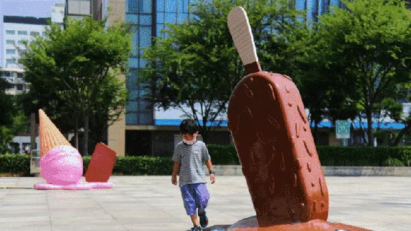 Ragam Instalasi Seni Terunik dan Paling Nyeleneh