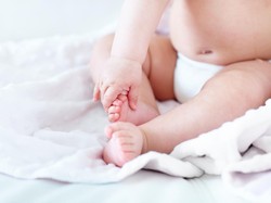 Momen Ayah Saksikan Kepala Anaknya Putus Saat Lahiran di Puskesmas