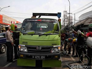 Truk Kecelakaan Maut di Bekasi Overload, Komisi V DPR Peringatkan Kemenhub Truk Kecelakaan Maut di Bekasi Overload, Komisi V DPR Peringatkan Kemenhub