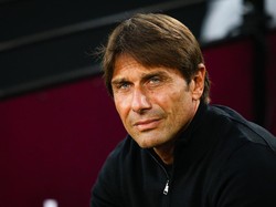 Tottenham Batal Dapat Penalti, Conte Kecam VAR