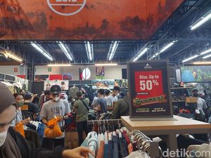 Pesta Outdoor Terbesar Banjir Promo Hingga 70%, Sikaat! Pesta Outdoor Terbesar Banjir Promo Hingga 70%, Sikaat!
