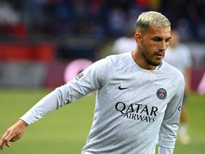 Juventus Pinjam Leandro Paredes dari PSG