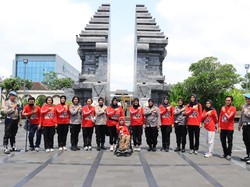 Ratusan Penyandang Disabilitas Healing Naik KA Bareng Polwan Malang Kota