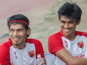 Bos PSM Minta Tim Fokus Lawan Persebaya usai Dirugikan Wasit di Laga Persik Bos PSM Minta Tim Fokus Lawan Persebaya usai Dirugikan Wasit di Laga Persik