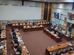 Di Rapat DPR, Menlu Ungkap 225 WNI Dibebaskan dari Penyekapan di Kamboja