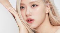 8 Foto Rose BLACKPINK Jadi Ambassador Sulwhasoo Setelah Song Hye Kyo