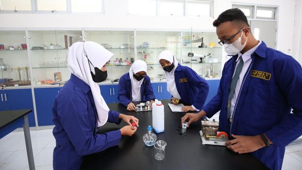 SMA CTARSA Sukoharjo masuk dalam daftar peringkat 68 besar nasional dan peringkat 4 se-Jawa Tengah. (Arsip CT Arsa)