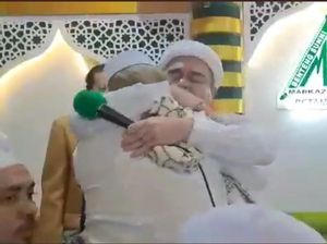 Momen Pertemuan Habib Rizieq dan Habib Bahar di Petamburan Momen Pertemuan Habib Rizieq dan Habib Bahar di Petamburan