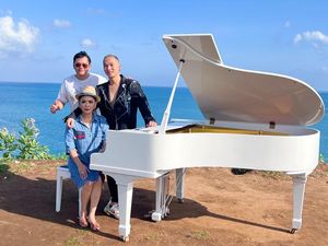 Jelang Konser 40 Tahun Berkarier, Vina Panduwinata Luncurkan Selalu Cinta Jelang Konser 40 Tahun Berkarier, Vina Panduwinata Luncurkan Selalu Cinta