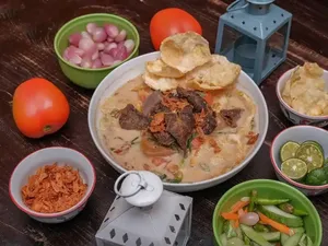 Yummy! 4 Soto SultanIni Pakai Isian Daging Wagyu Juicy