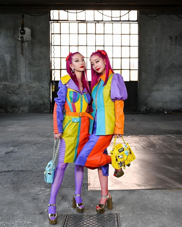 Ami dan Aya Suzuki/Foto : instagram.com/ayaxxamiaya Ami dan Aya menjadi influencer fashion mengusung gaya busana twinning