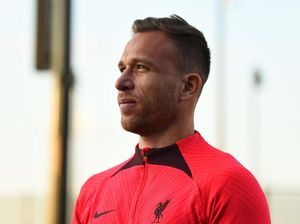 Arthur Mau Raih Kepercayaan Klopp, Minta Porsi Latihan Ekstra!