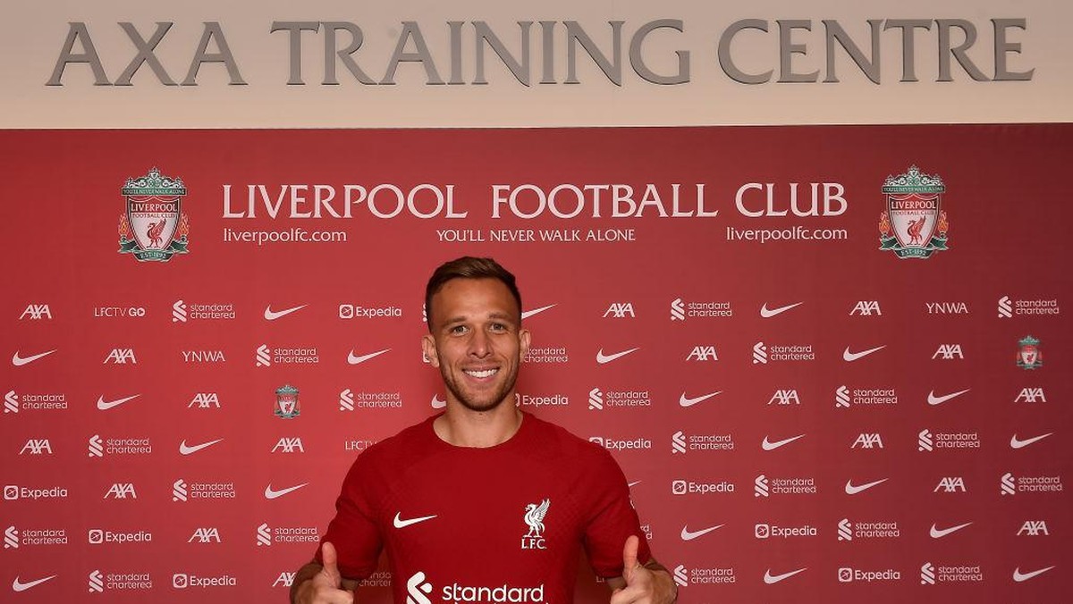 Arthur belum bisa main di Derby Merseyside (Liverpool FC via Getty Images/Andrew Powell)