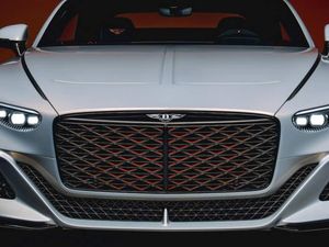 Ini Dia Tampang Mobil para Miliarder, Bentley Mulliner Batur Ini Dia Tampang Mobil para Miliarder, Bentley Mulliner Batur