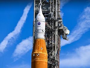 NASA Lagi-lagi Tunda Misi Artemis I ke Bulan Gegara Kebocoran Hidrogen NASA Lagi-lagi Tunda Misi Artemis I ke Bulan Gegara Kebocoran Hidrogen