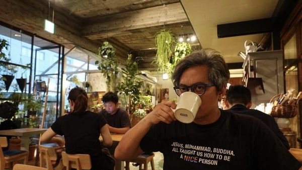 Gaya Andi Bachtiar Sutradara Terganteng, Saat Belajar Masak di Thailand