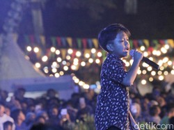 Gemerlap Aksi Panggung Farel Prayoga di Banyuwangi Bak Artis Papan Atas