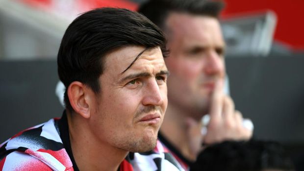 SOUTHAMPTON, ENGLAND - AUGUST 27: Harry Maguire of Manchester United looks on prior to the Premier League match between Southampton FC and Manchester United at Friends Provident St. Mary's Stadium on August 27, 2022 in Southampton, England. (Photo by Mike Hewitt/Getty Images)