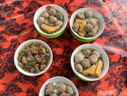 Ternyata 5 Bahan Pelengkap Ini Paling Dibenci Orang Saat Makan Bakso