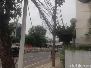 Pemprov DKI: Pemindahan 115 Km Kabel ke Dalam Tanah Tak Pakai APBD Pemprov DKI: Pemindahan 115 Km Kabel ke Dalam Tanah Tak Pakai APBD