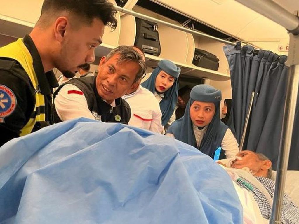 KJRI Jeddah Pulangkan 1 Jemaah Haji yang Sakit, 2 Masih Dirawat di RS Saudi KJRI Jeddah Pulangkan 1 Jemaah Haji yang Sakit, 2 Masih Dirawat di RS Saudi