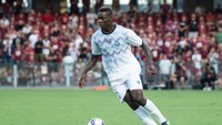 Musim panas 2021, Mario Balotelli lanjut ke klub Turki, Adana Demirspor. Sayangnya, Balotelli kena masalah karena ribut-ribut dengan pelatihnya, Vicenzo Montella (Getty Images)