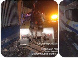 Sopir Ngantuk, Mobil Derek Jasa Marga Tabrak Tembok di Tol Jagorawi