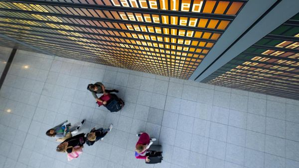 Pilot Mogok, 800 Penerbangan Lufthansa Jerman Dibatalkan
