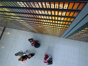 Pilot Mogok, 800 Penerbangan Lufthansa Jerman Dibatalkan Pilot Mogok, 800 Penerbangan Lufthansa Jerman Dibatalkan