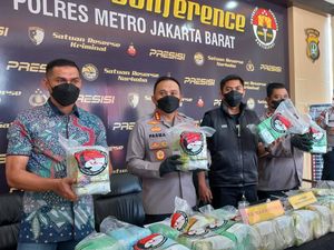 Diberi Upah Rp 10 Juta, Kurir Ditangkap saat Kirim 44 Kg Sabu ke Jakarta