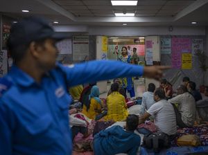 42 Hari Pasien HIV di India Beraksi, Enggan Bubar Sampai Dapat Obat 42 Hari Pasien HIV di India Beraksi, Enggan Bubar Sampai Dapat Obat