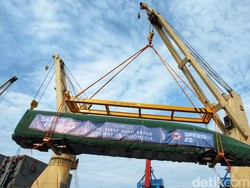 Kereta Cepat Buatan China Tiba di Jakarta, Beroperasi 2023