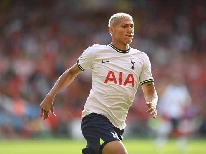 NOTTINGHAM, ENGLAND - AUGUST 28: Richarlison of Tottenham in action during the Premier League match between Nottingham Forest and Tottenham Hotspur at City Ground on August 28, 2022 in Nottingham, England. (Photo by Michael Regan/Getty Images)
